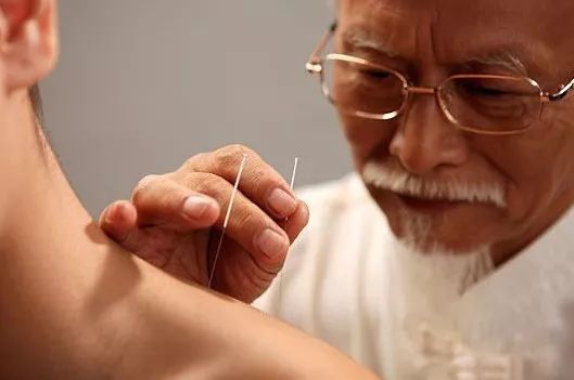 传承针法经典，针灸技术革新：降龙针广州开课！